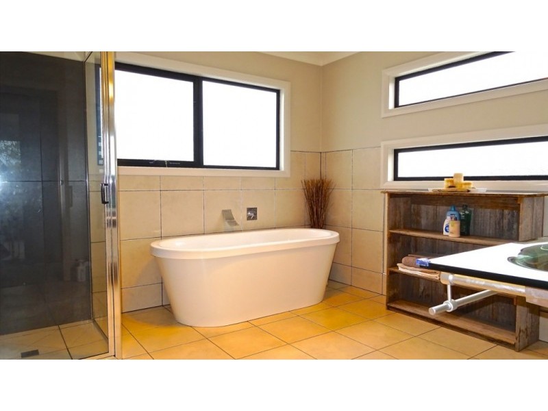 10 Lethborg Avenue, Turners Beach TAS 7315