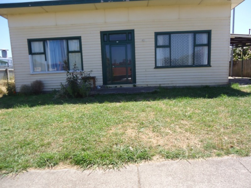 100 Wenvoe St, Devonport TAS 7310