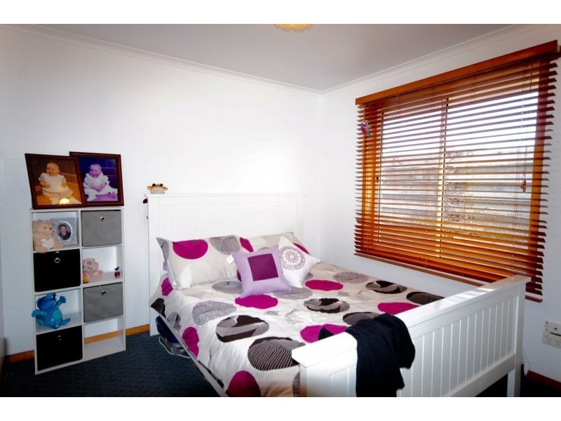 6 Berkeley Court, Miandetta TAS 7310