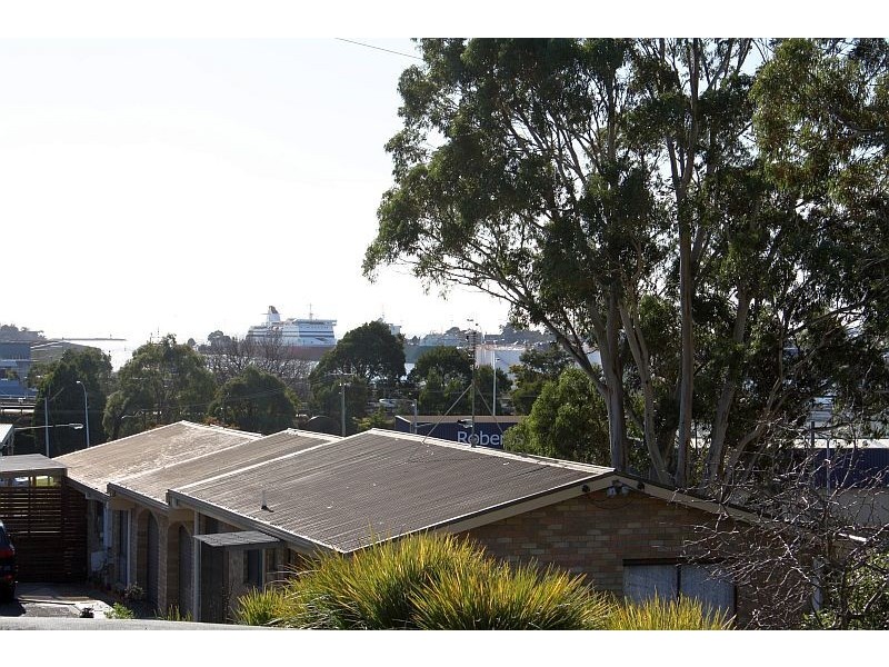 66 Shaw Street, Miandetta TAS 7310
