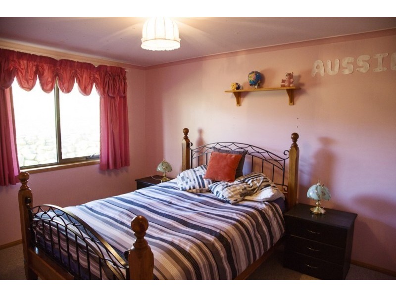 409 Sheffield Road, Acacia Hills TAS 7306