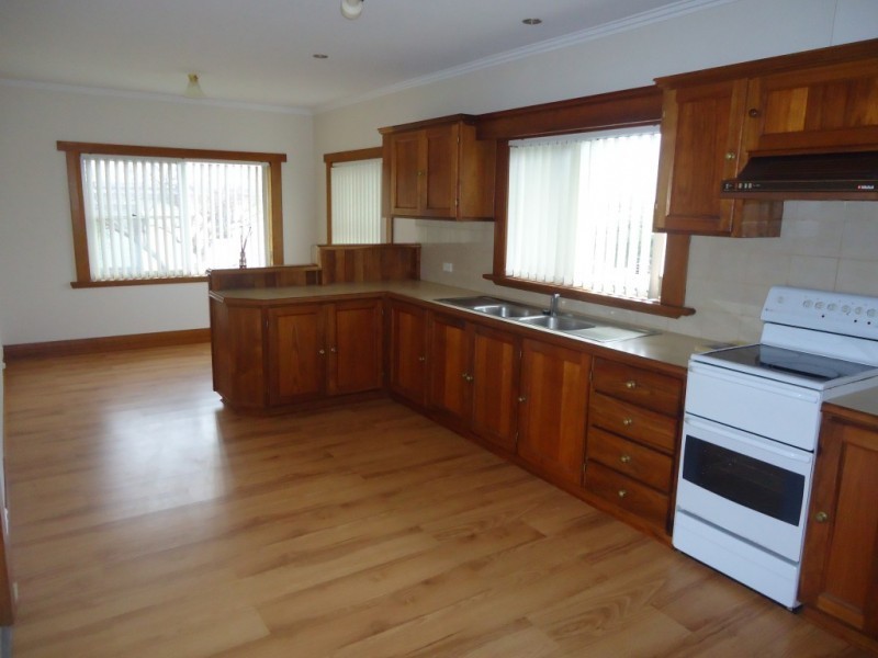 137 George Street, Devonport TAS 7310