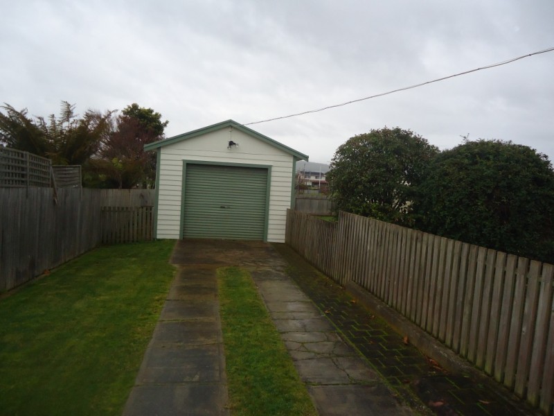 137 George Street, Devonport TAS 7310