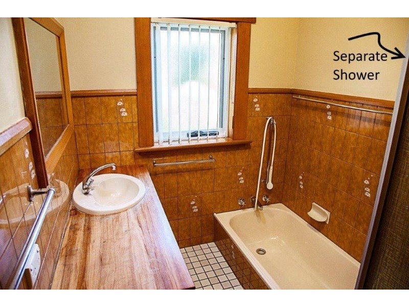 137 George Street, Devonport TAS 7310