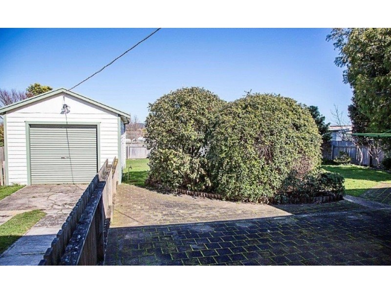 137 George Street, Devonport TAS 7310