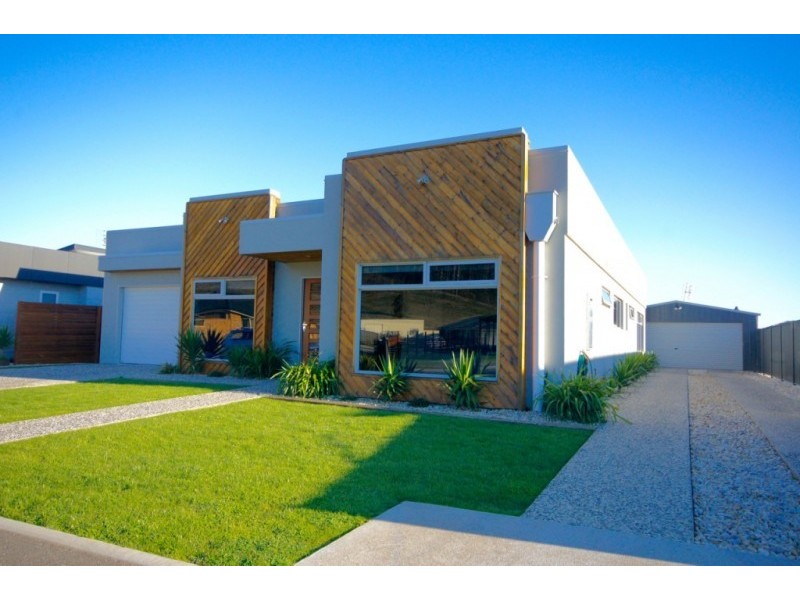 14 Explorer Drive, Turners Beach TAS 7315