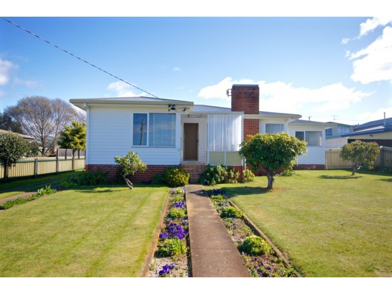 11 Highview Crescent, Devonport TAS 7310