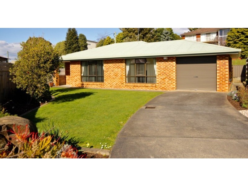 1/203 Steele Street, Devonport TAS 7310