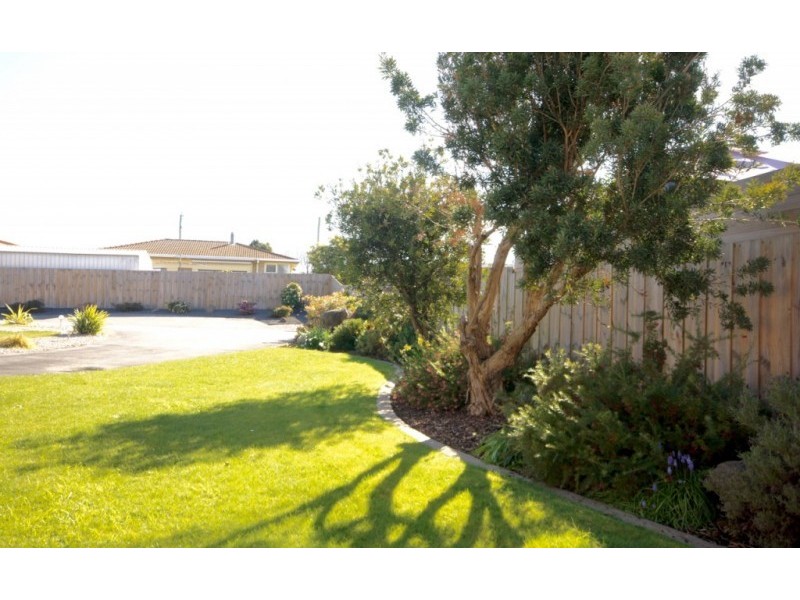 1/203 Steele Street, Devonport TAS 7310
