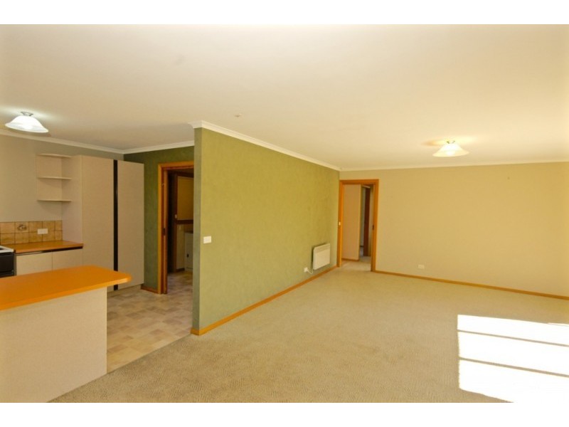 1/203 Steele Street, Devonport TAS 7310
