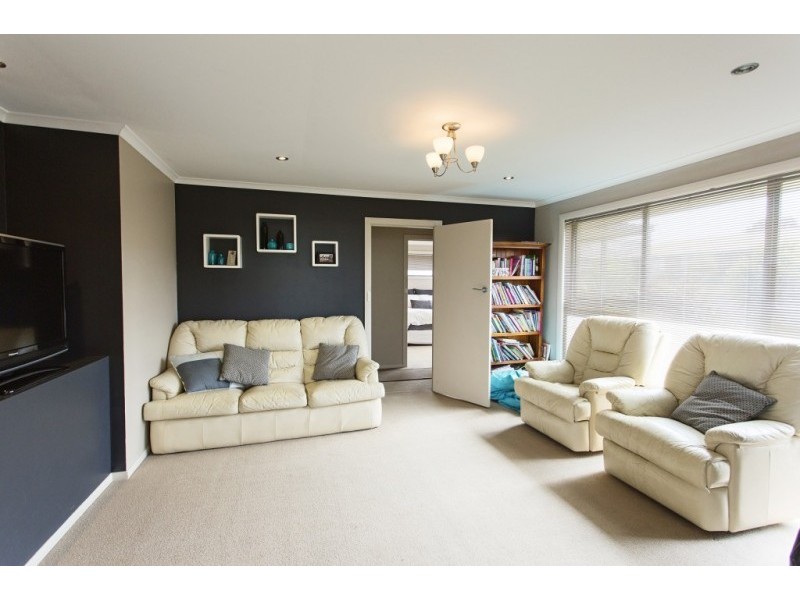 77 Upper Maud Street, West Ulverstone TAS 7315