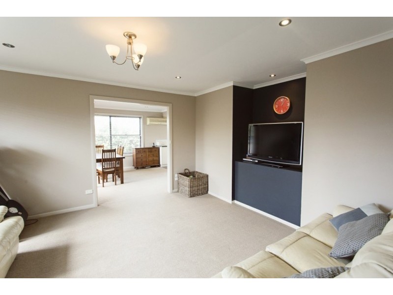 77 Upper Maud Street, West Ulverstone TAS 7315