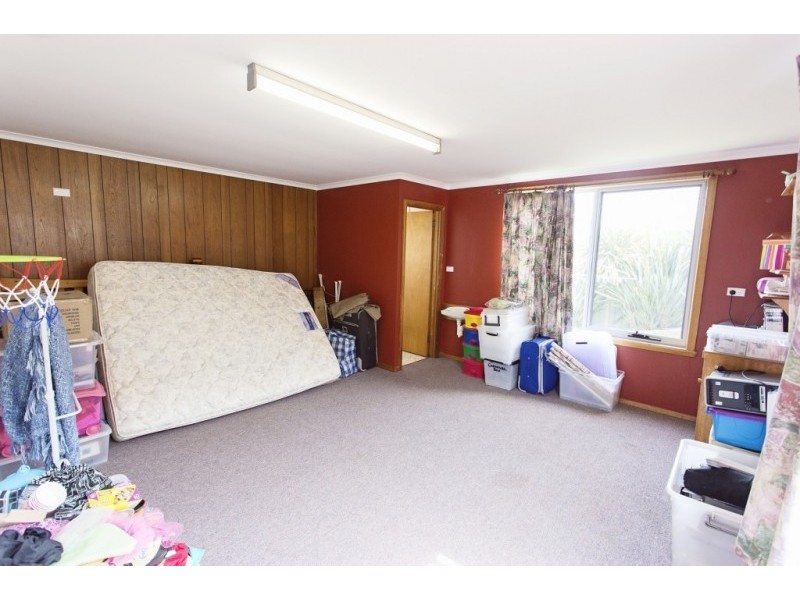 77 Upper Maud Street, West Ulverstone TAS 7315