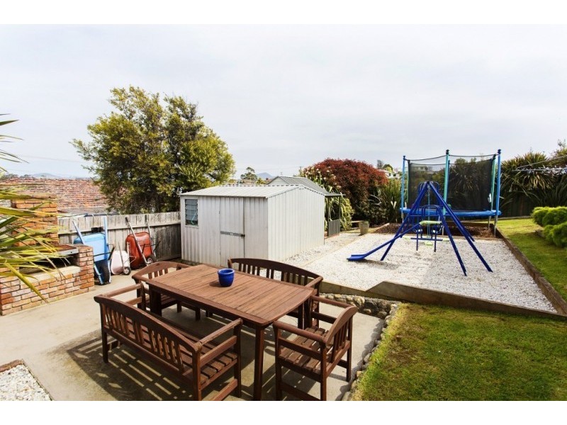 77 Upper Maud Street, West Ulverstone TAS 7315