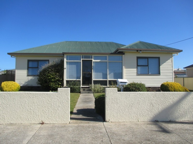 19 North Street, Devonport TAS 7310