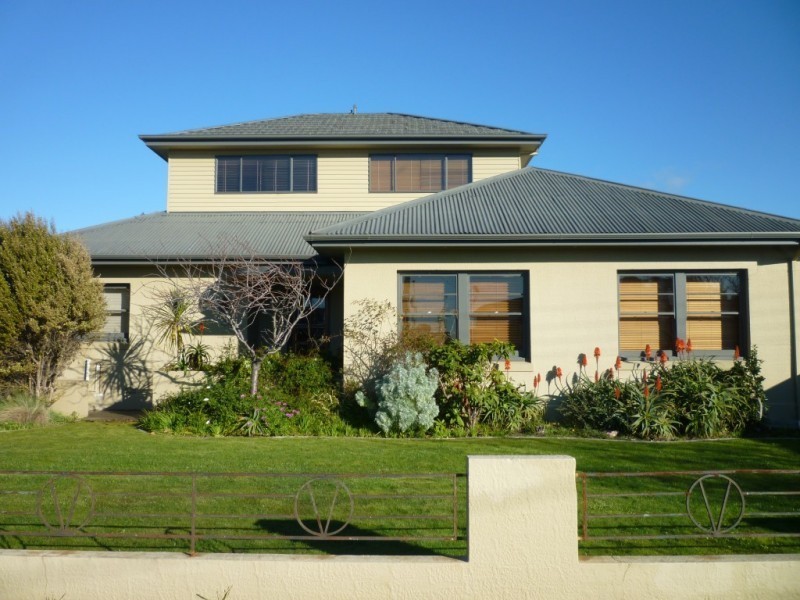 35 Parker Street, Devonport TAS 7310