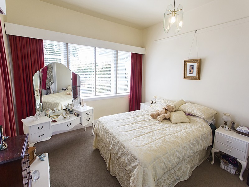 15 Hilltop Avenue, Devonport TAS 7310