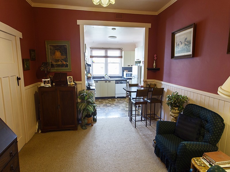 15 Hilltop Avenue, Devonport TAS 7310