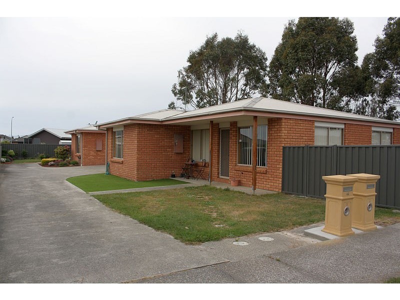 2/99 Alexander Street, Shearwater TAS 7307