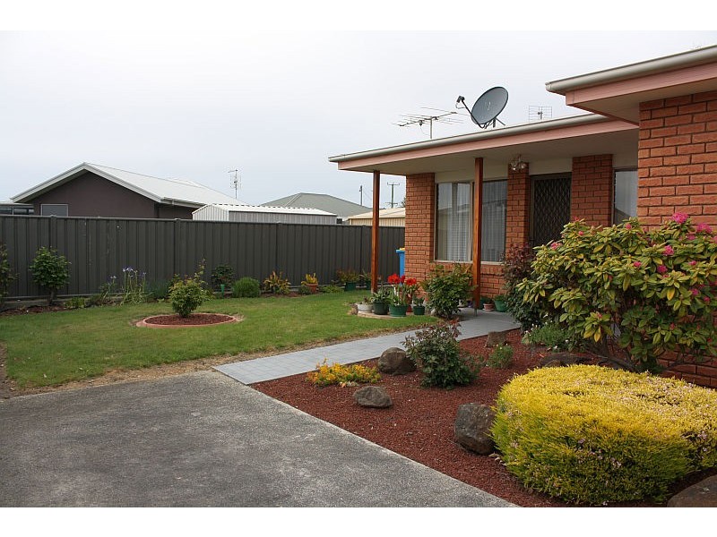 2/99 Alexander Street, Shearwater TAS 7307