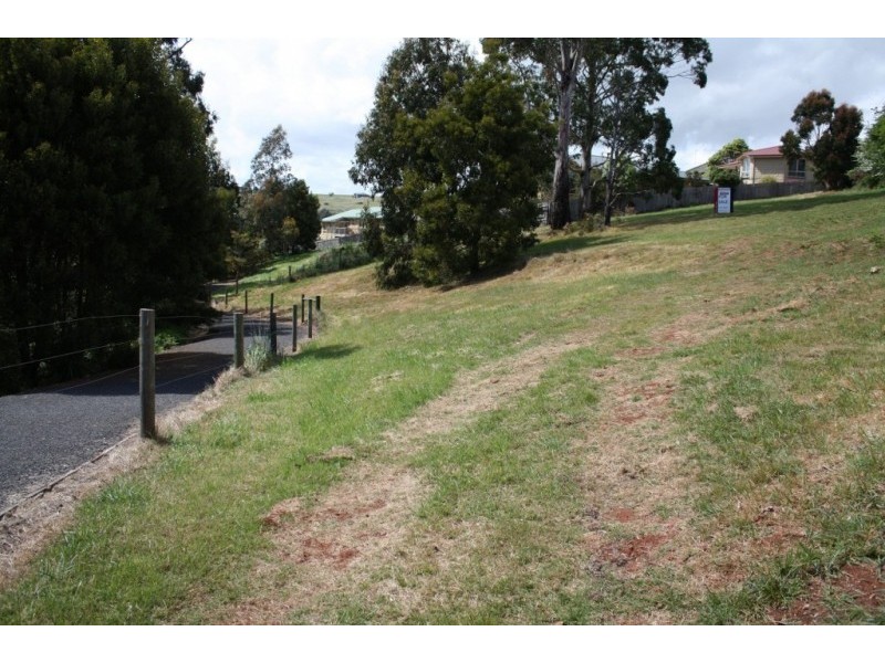 10 Langslow Drive, Miandetta TAS 7310