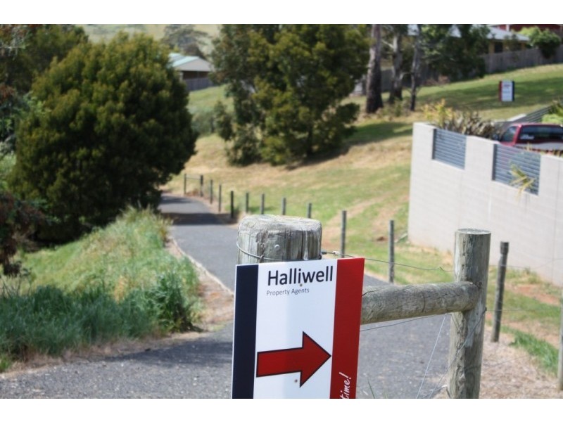 10 Langslow Drive, Miandetta TAS 7310