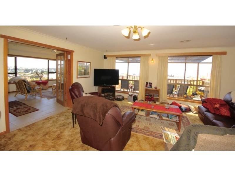 8 Cliffden Court, East Devonport TAS 7310