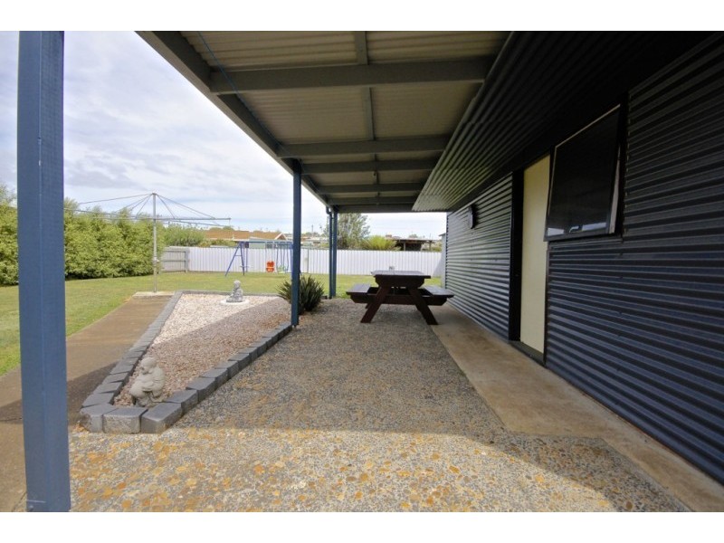 7 College Court, Devonport TAS 7310