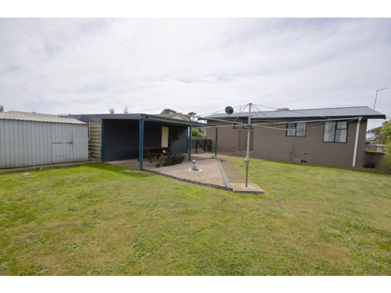 7 College Court, Devonport TAS 7310
