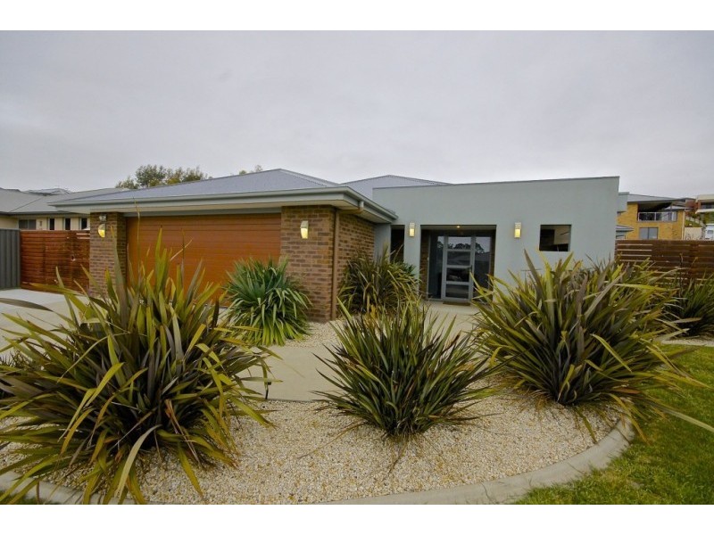 25 Washington Drive, Stony Rise TAS 7310