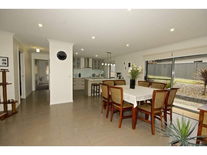 25 Washington Drive, Stony Rise TAS 7310