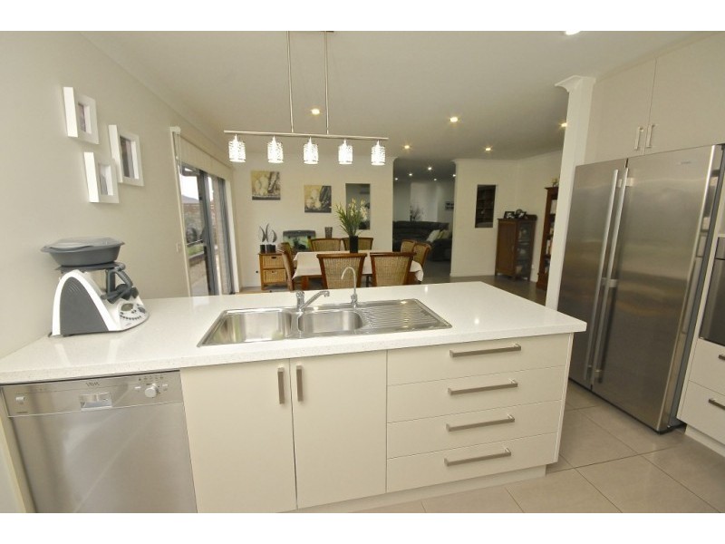 25 Washington Drive, Stony Rise TAS 7310