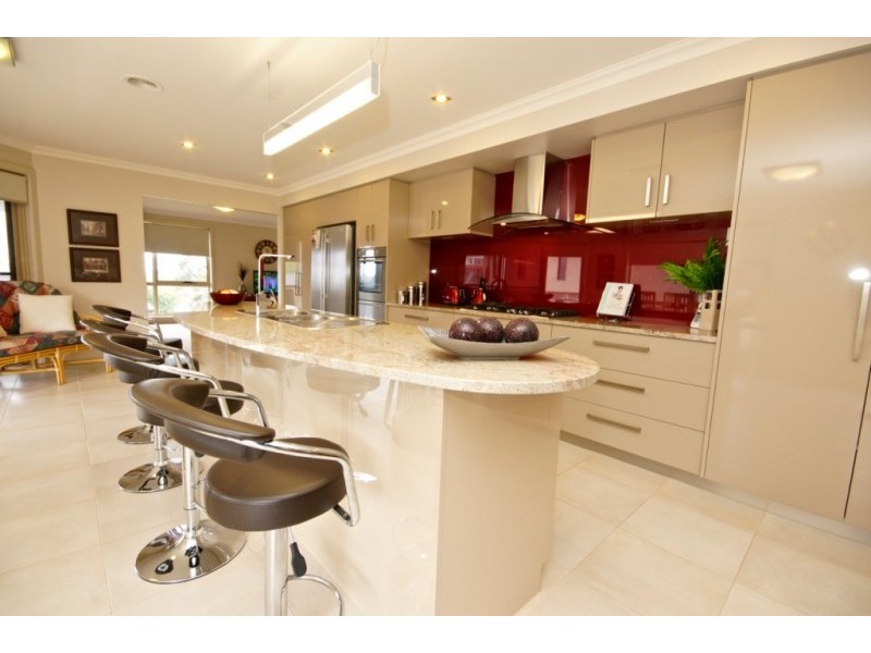 18 Rowena Court, Devonport TAS 7310