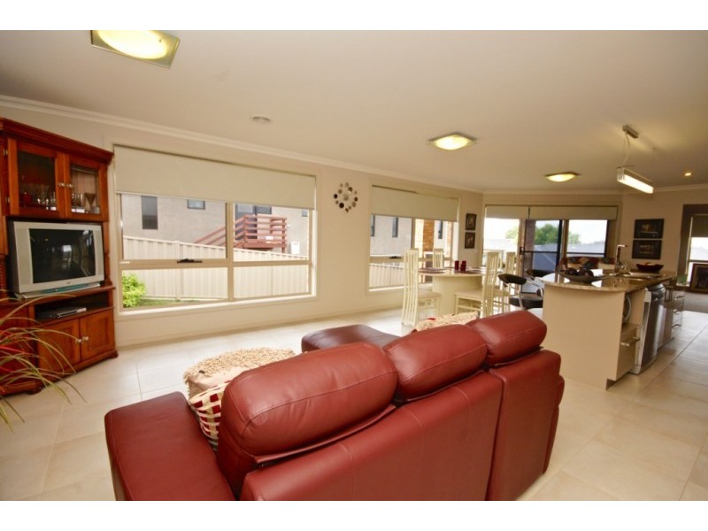 18 Rowena Court, Devonport TAS 7310