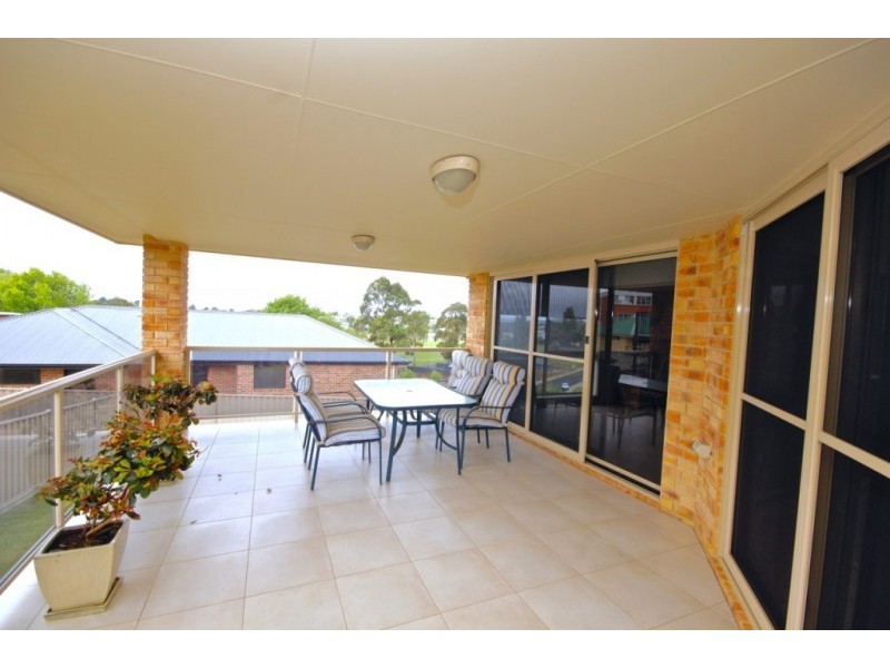 18 Rowena Court, Devonport TAS 7310