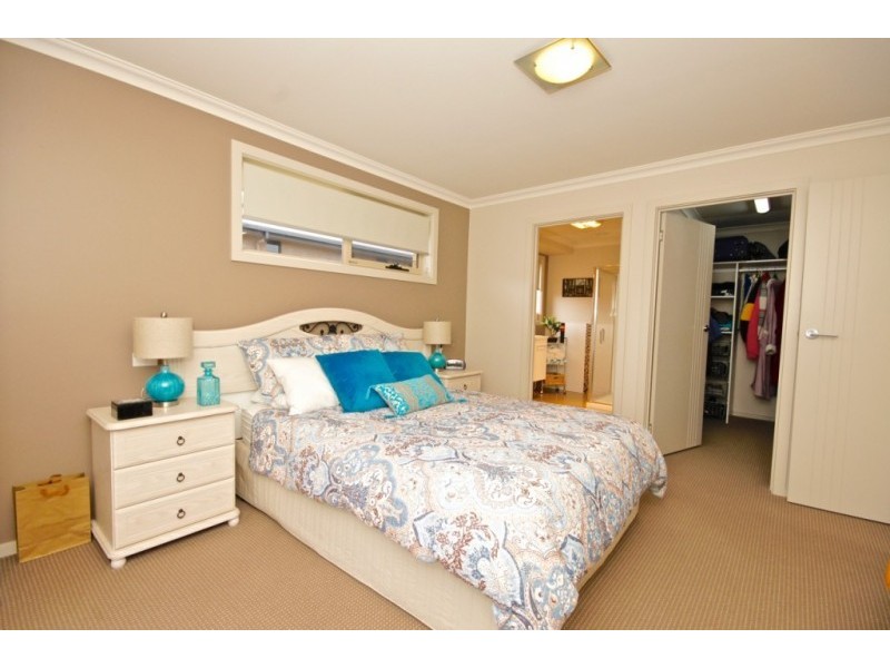 18 Rowena Court, Devonport TAS 7310