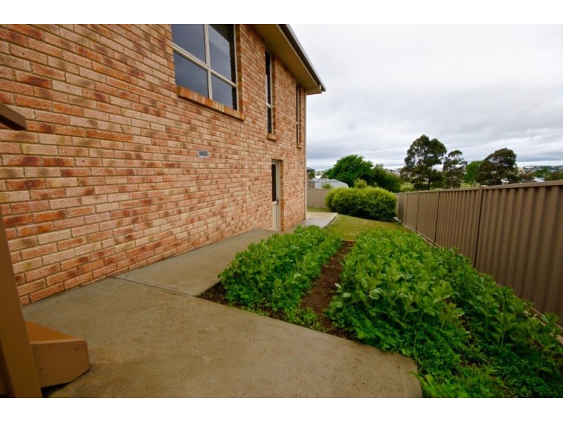 18 Rowena Court, Devonport TAS 7310