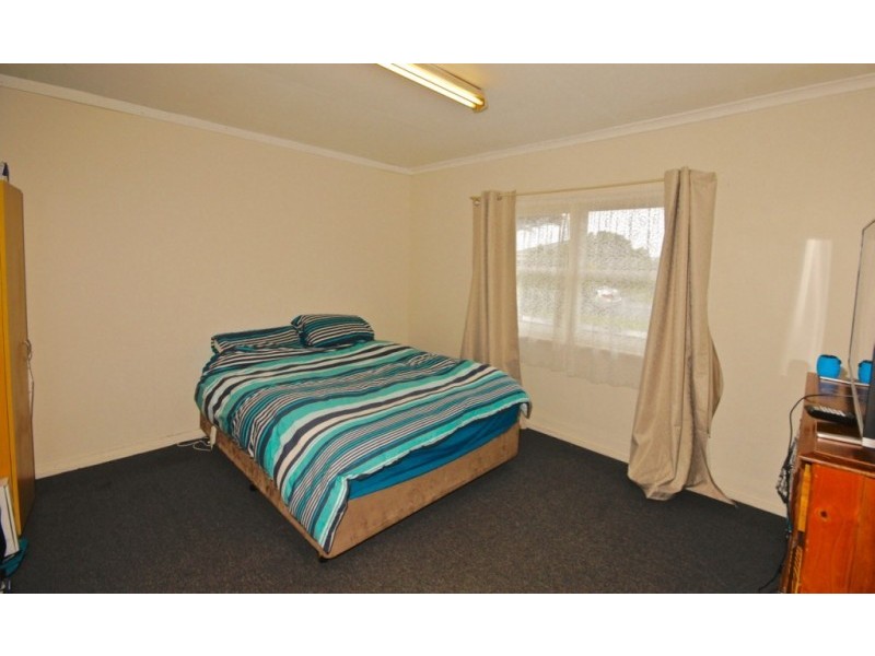 99 James Street, Devonport TAS 7310