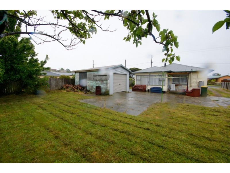 99 James Street, Devonport TAS 7310