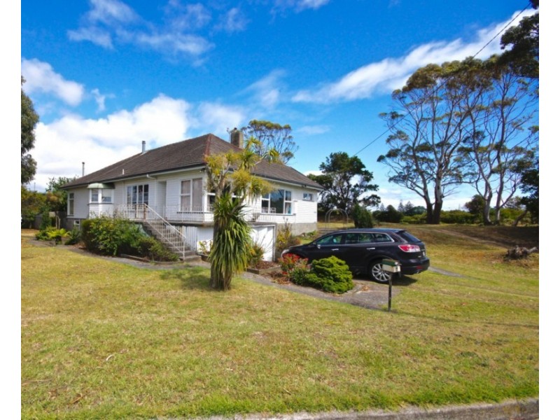 2 Pardoe Street, East Devonport TAS 7310
