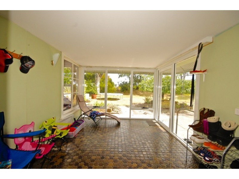 2 Pardoe Street, East Devonport TAS 7310