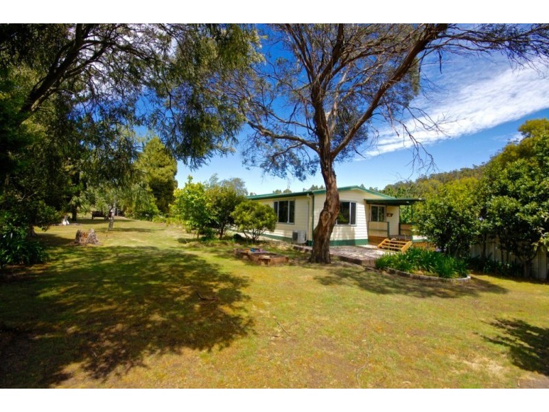 2 Winifred Avenue, Acacia Hills TAS 7306