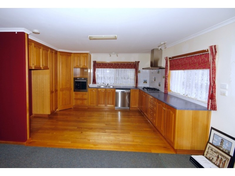 2 Winifred Avenue, Acacia Hills TAS 7306