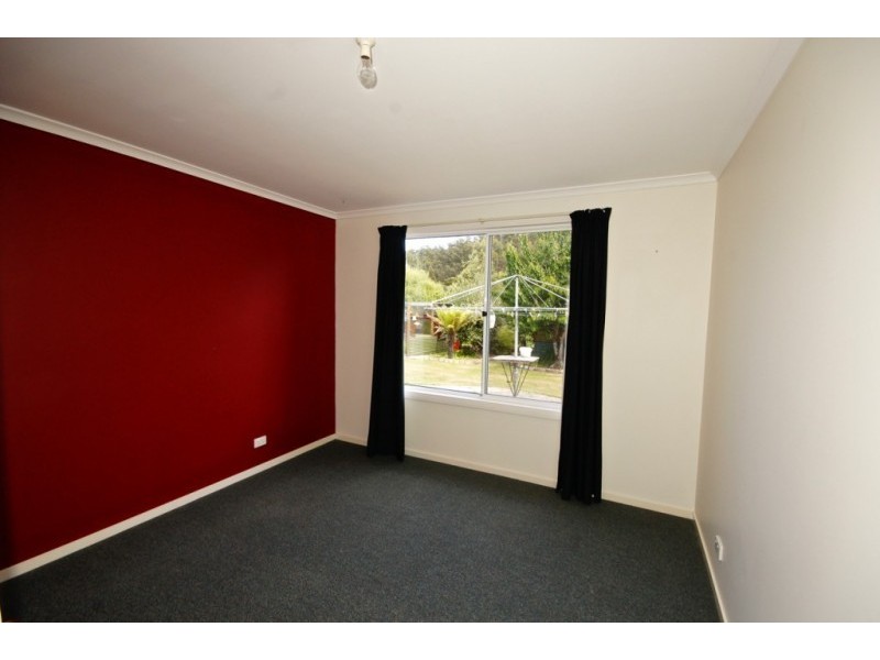 2 Winifred Avenue, Acacia Hills TAS 7306