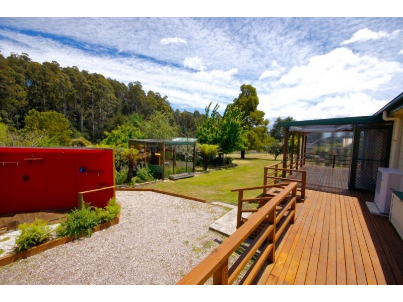 2 Winifred Avenue, Acacia Hills TAS 7306
