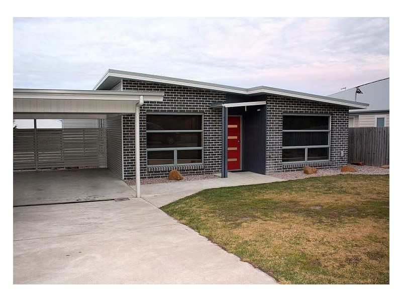11 Alexander Street, Shearwater TAS 7307