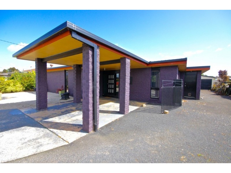 8 Camelia Place, Devonport TAS 7310