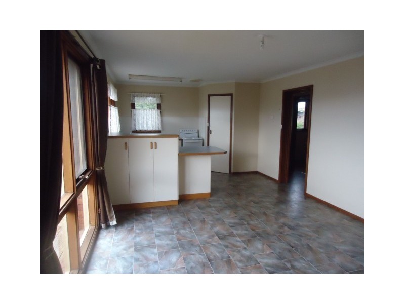 15 Frond Place, Devonport TAS 7310