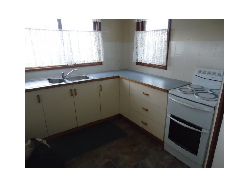 15 Frond Place, Devonport TAS 7310