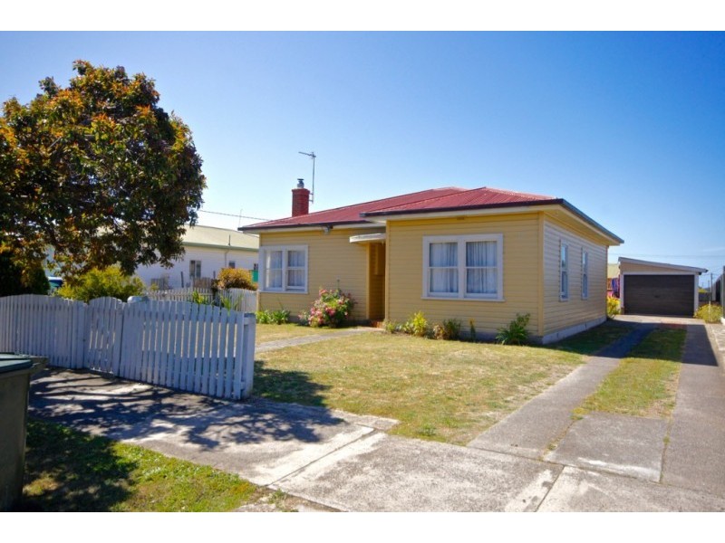 12 Madden Crescent, Devonport TAS 7310